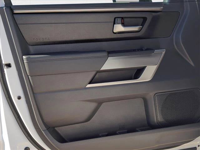 2025 Toyota Tundra SR5 - Photo 10