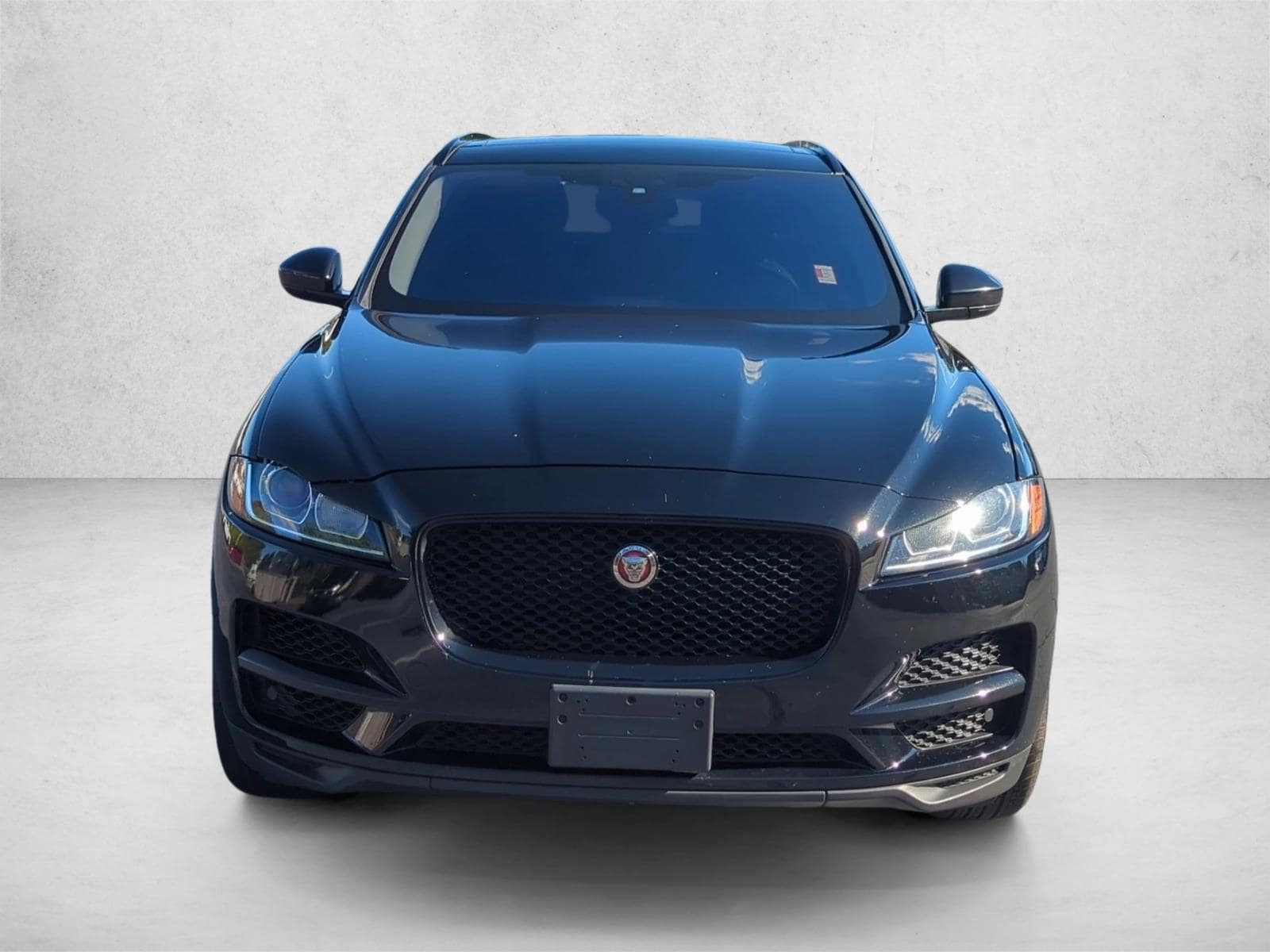 Used 2018 Jaguar F-PACE Premium with VIN SADCJ2FX5JA249128 for sale in Lithia Springs, GA