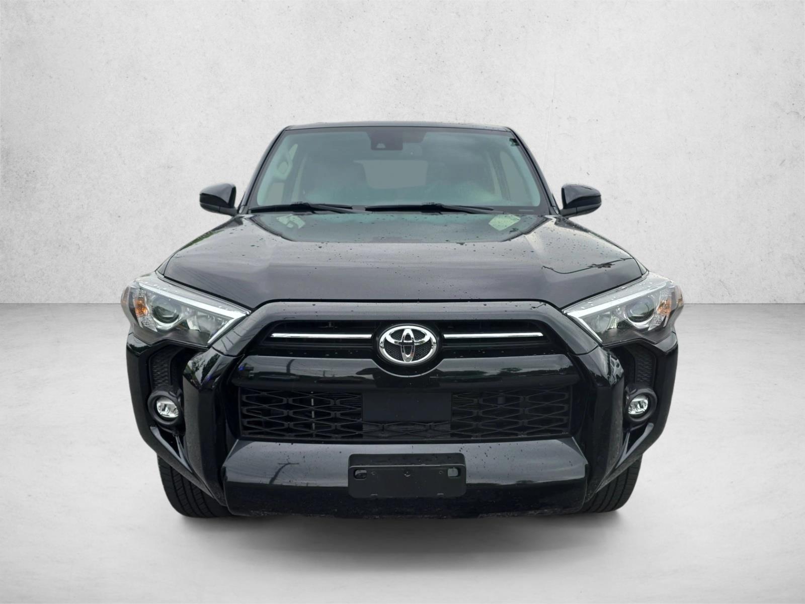 2024 Toyota 4Runner SR5 photo 2