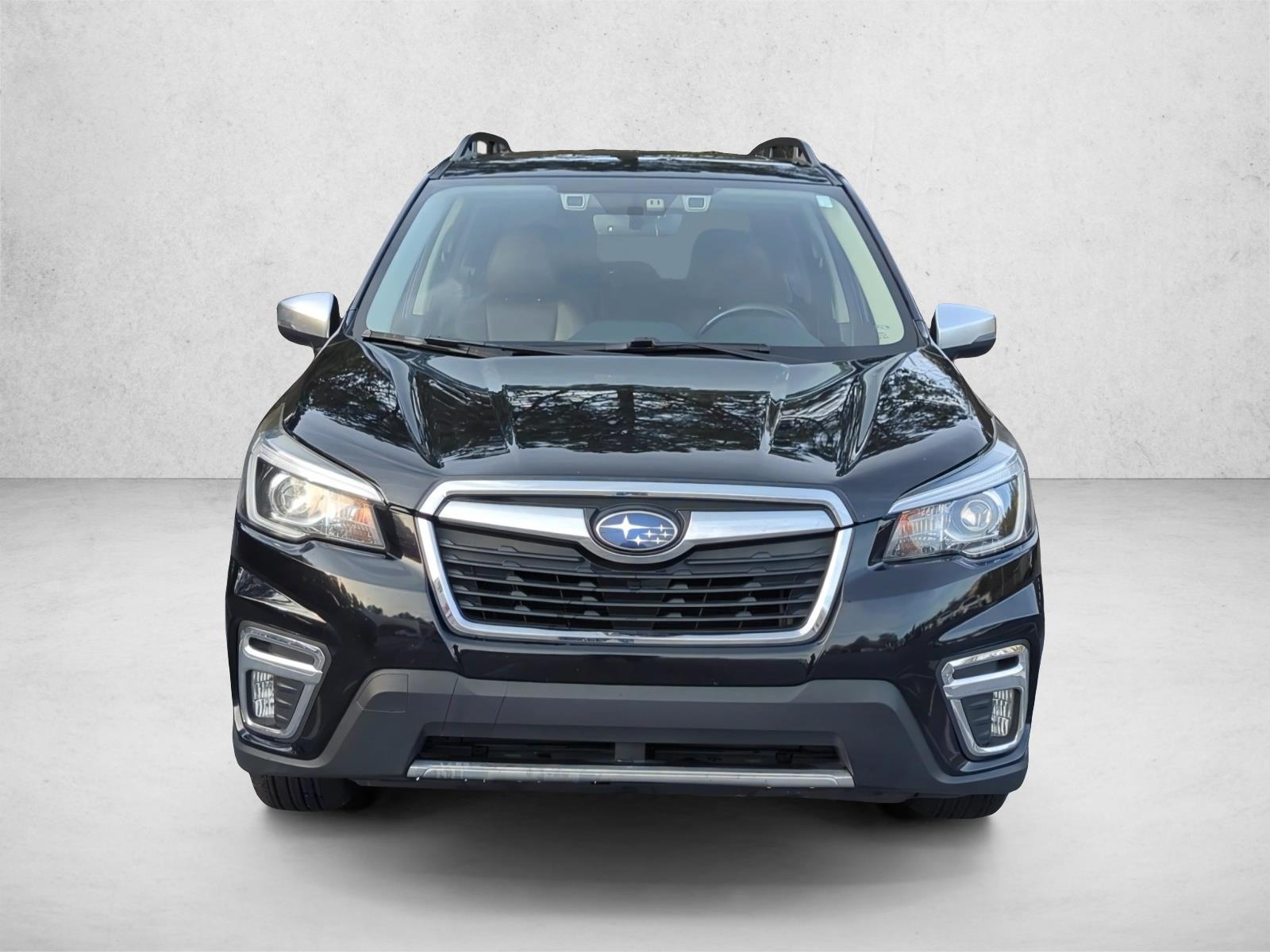 2020 Subaru Forester Touring photo 2