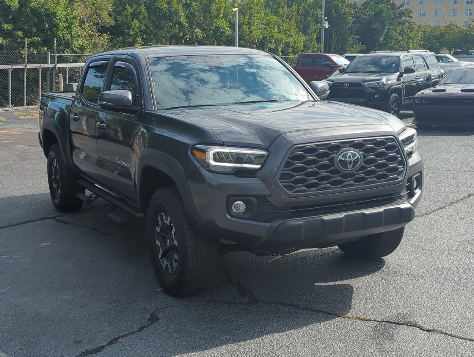 2022 Toyota Tacoma TRD V6 photo 3