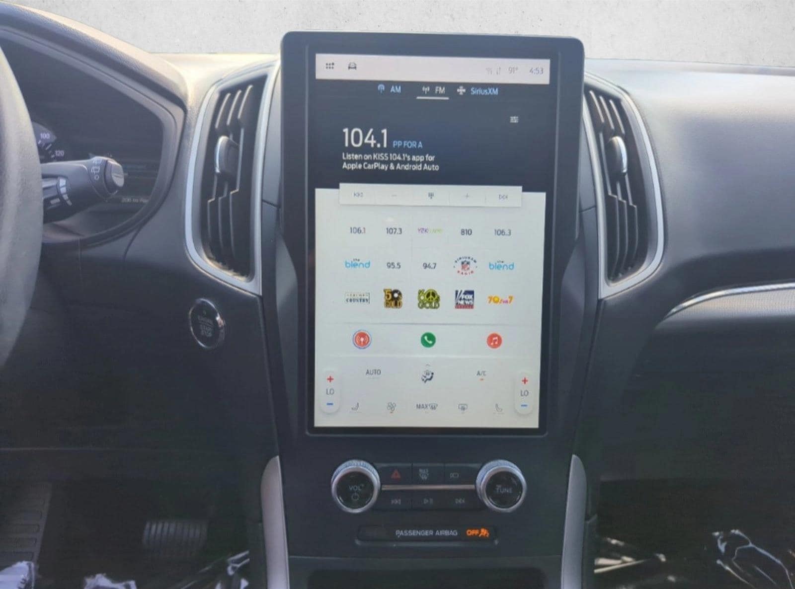 2022 Ford Edge SEL - Photo 17