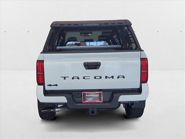 2025 Toyota Tacoma SR5 - Photo 5