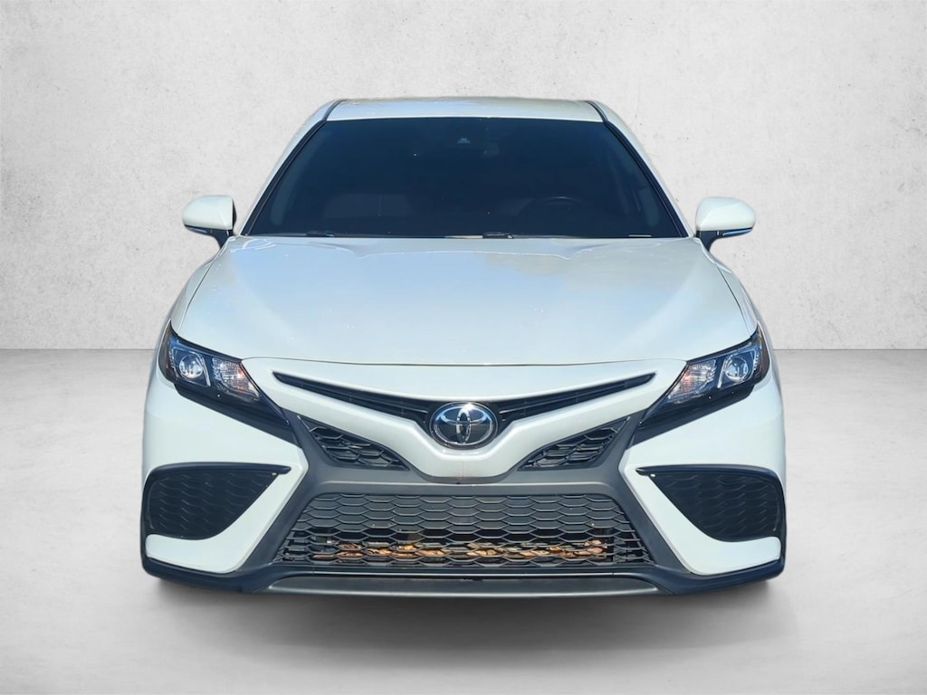 Used 2023 Toyota Camry SE Sedan