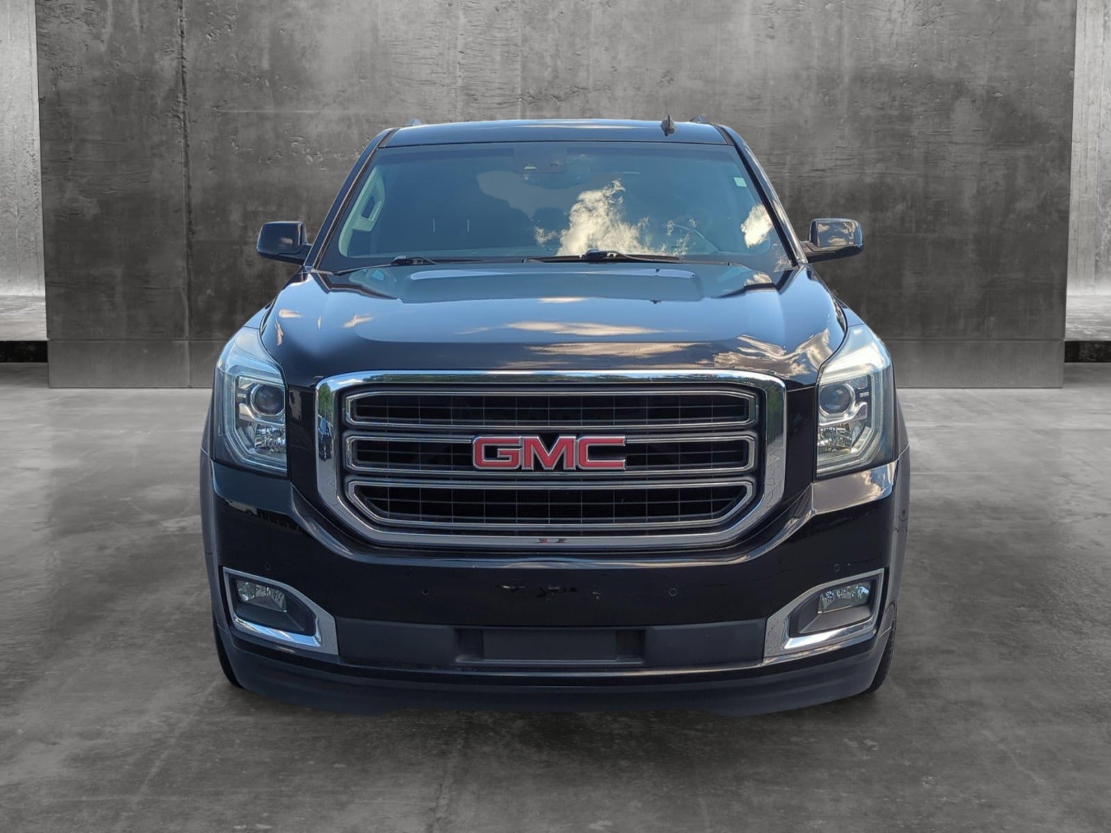 Used 2015 GMC Yukon XL SLT with VIN 1GKS1HKC1FR119776 for sale in Lithia Springs, GA