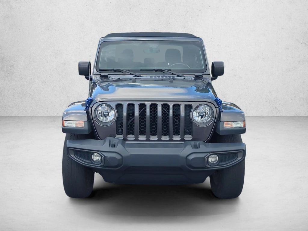 Used 2021 Jeep Gladiator Sport Truck Crew Cab