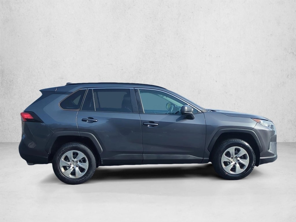 Used 2021 Toyota RAV4 LE SUV