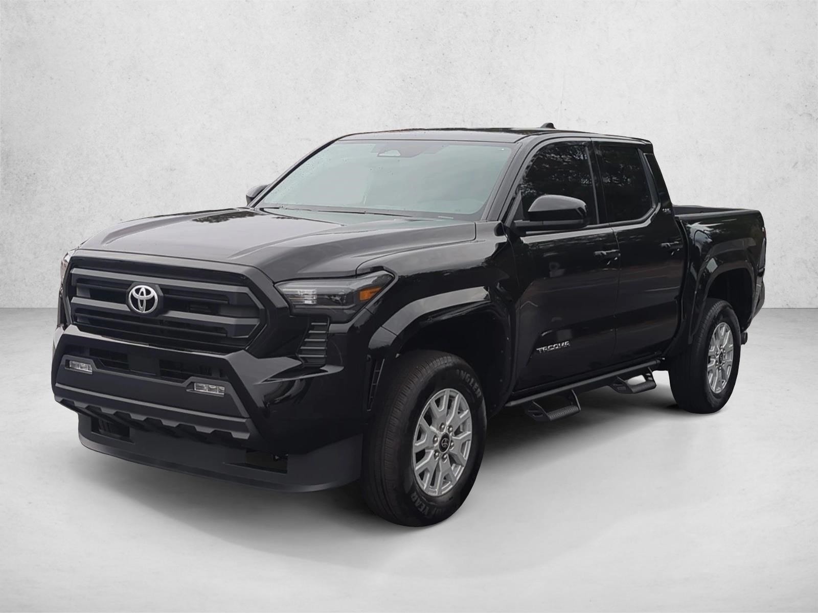 2025 Toyota Tacoma SR5's photo
