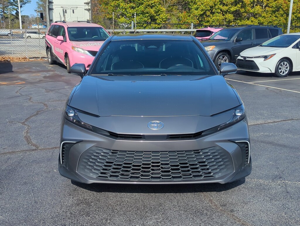 Used 2025 Toyota Camry SE Sedan