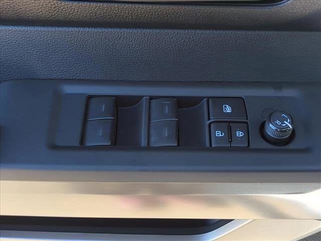 2025 Toyota Tundra SR5 - Photo 11