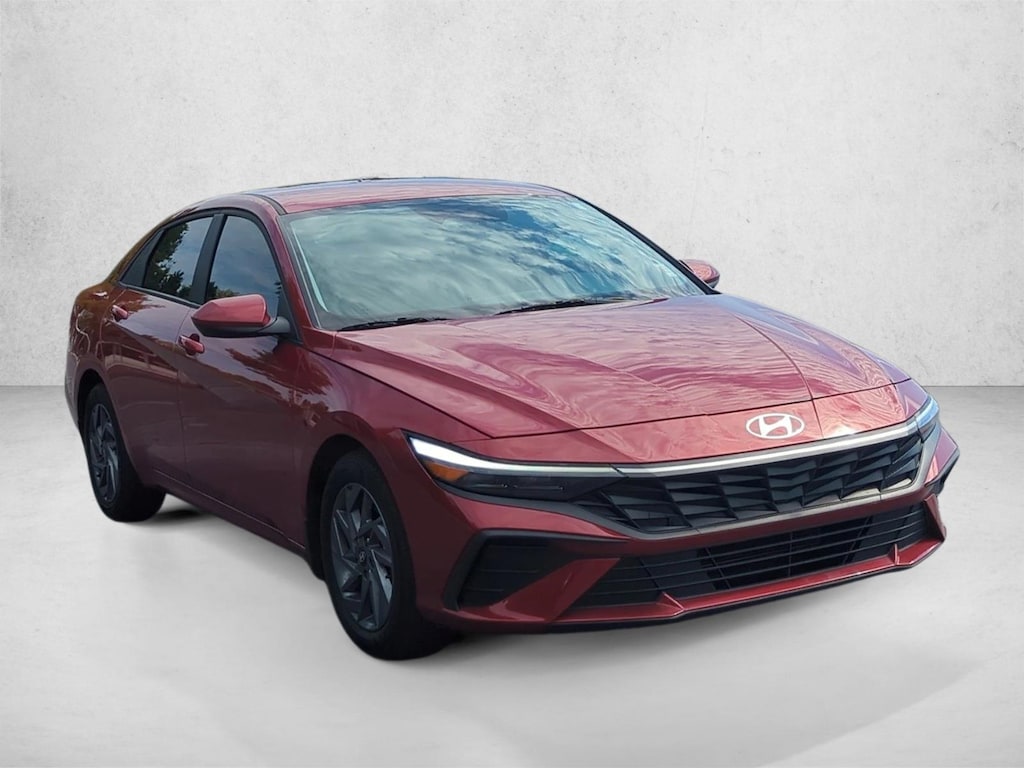 Used 2024 Hyundai Elantra SEL Sedan