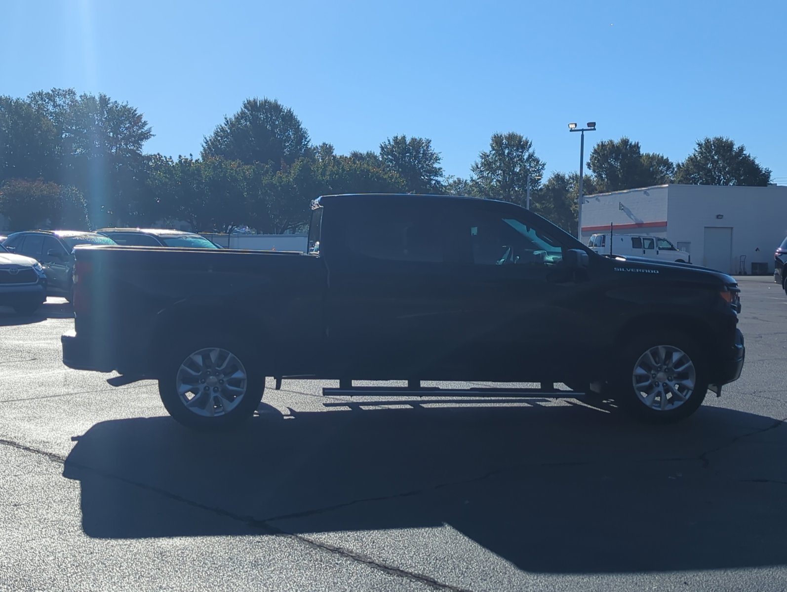 2024 Chevrolet Silverado 1500 Custom photo 4