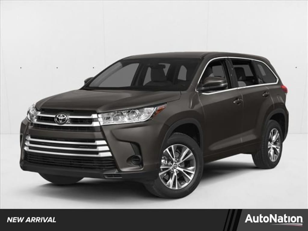 Used 2018 Toyota Highlander LE I4 SUV