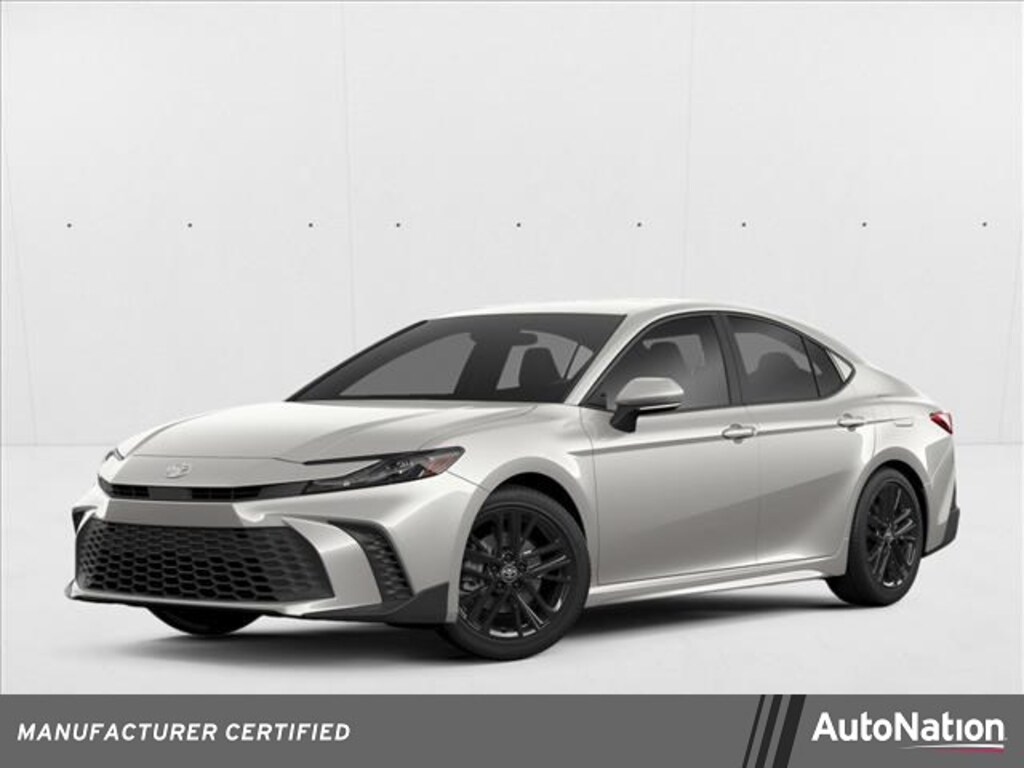 Used 2025 Toyota Camry SE Sedan