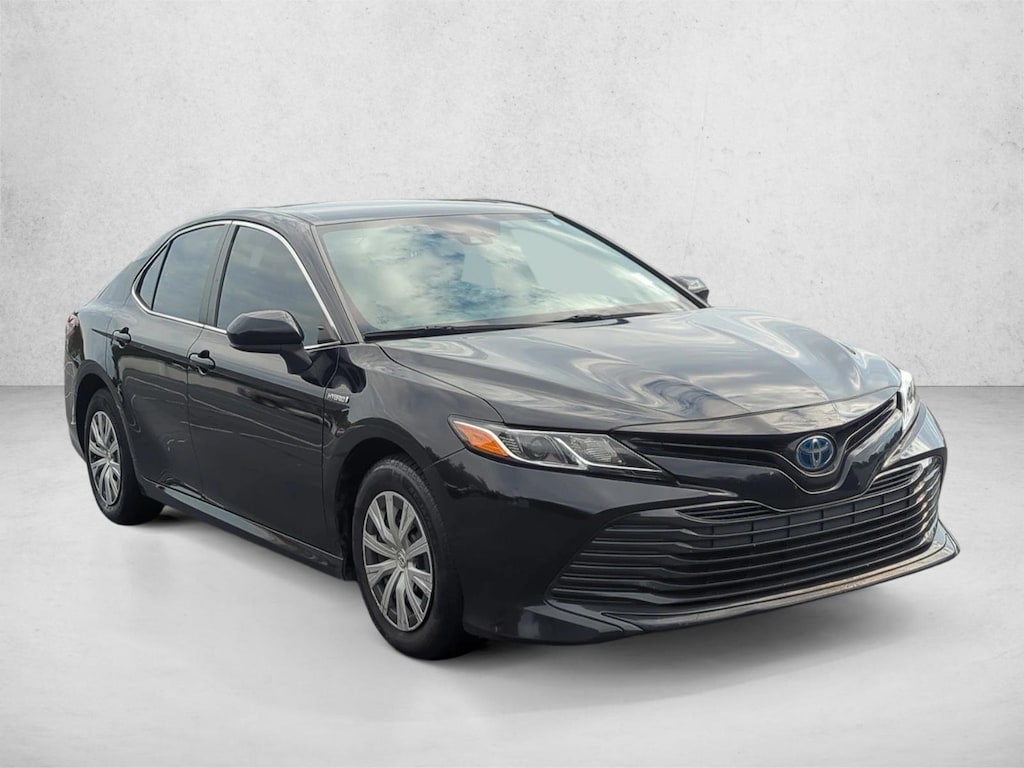 Used 2020 Toyota Camry Hybrid LE Sedan