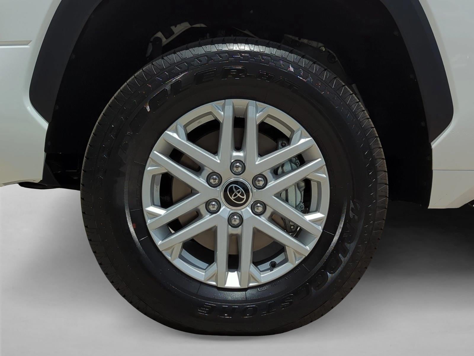 2024 Toyota Tundra SR5 - Photo 9