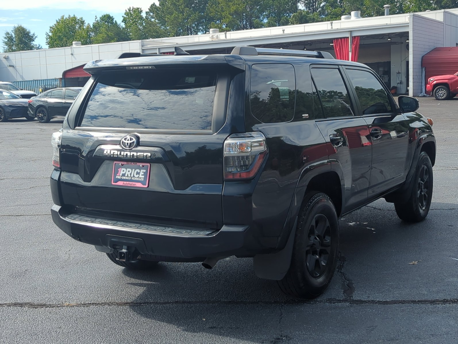 2023 Toyota 4Runner SR5 photo 4