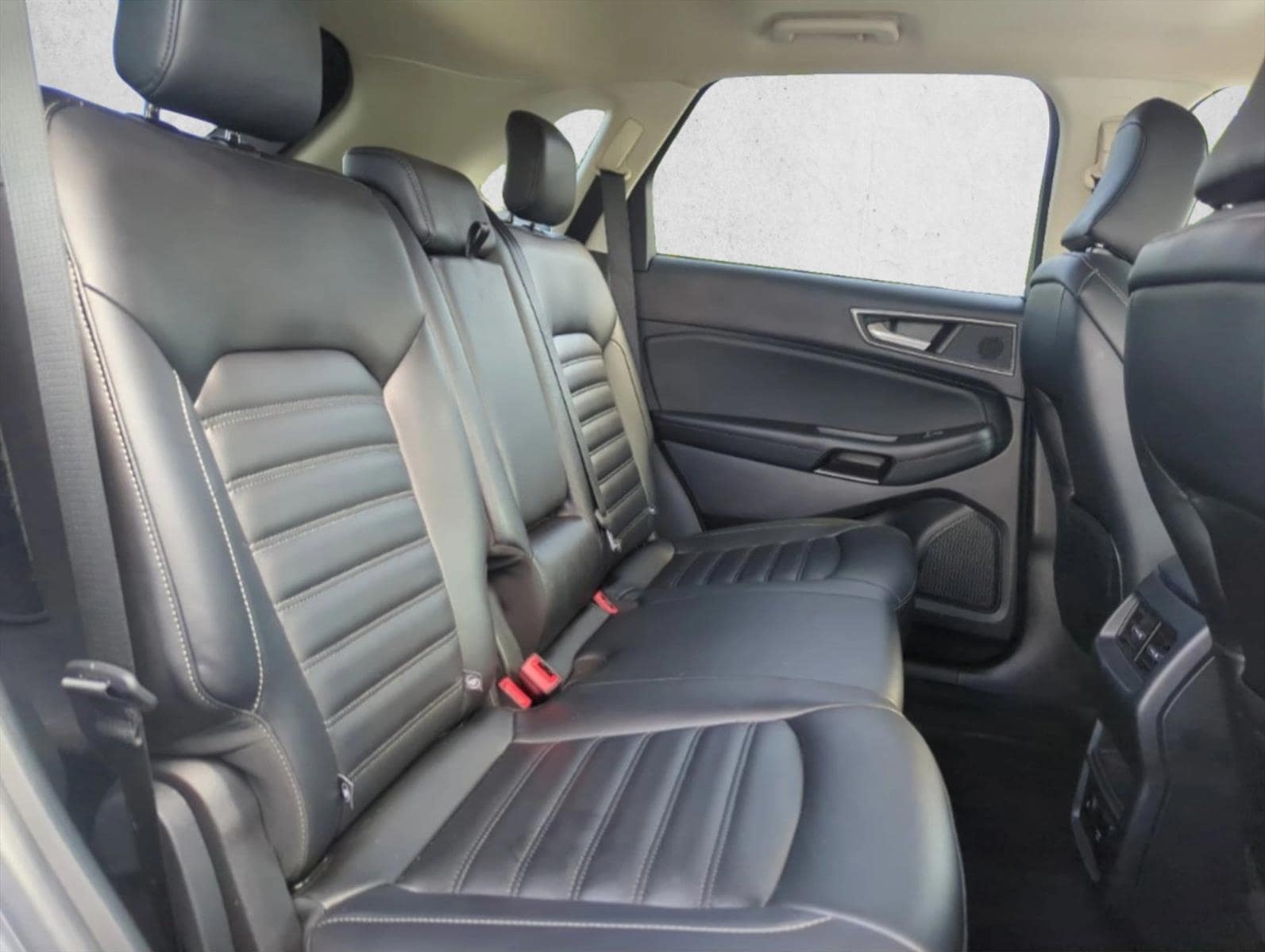 2022 Ford Edge SEL - Photo 24