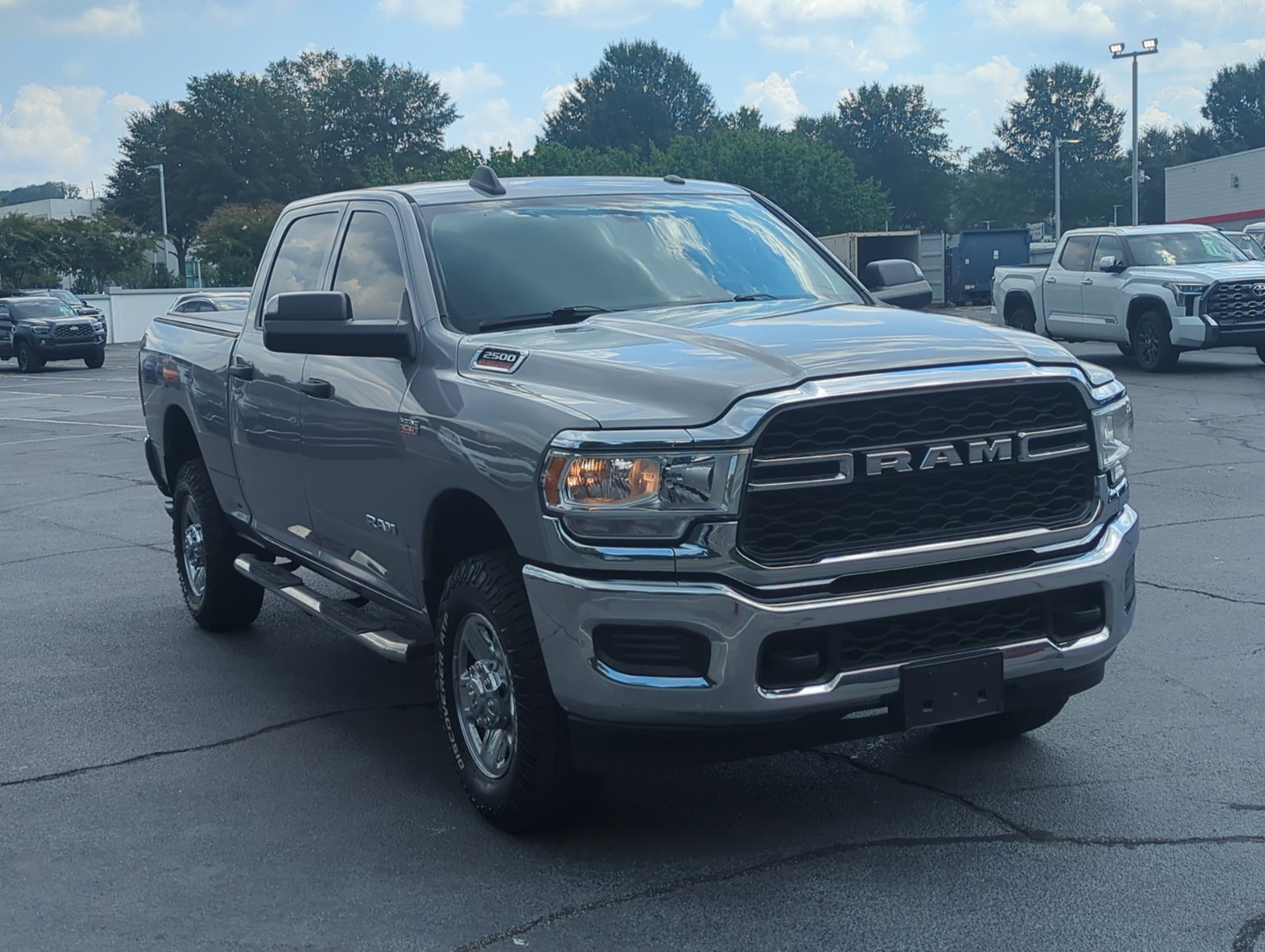 2019 Ram 2500 Tradesman photo 3