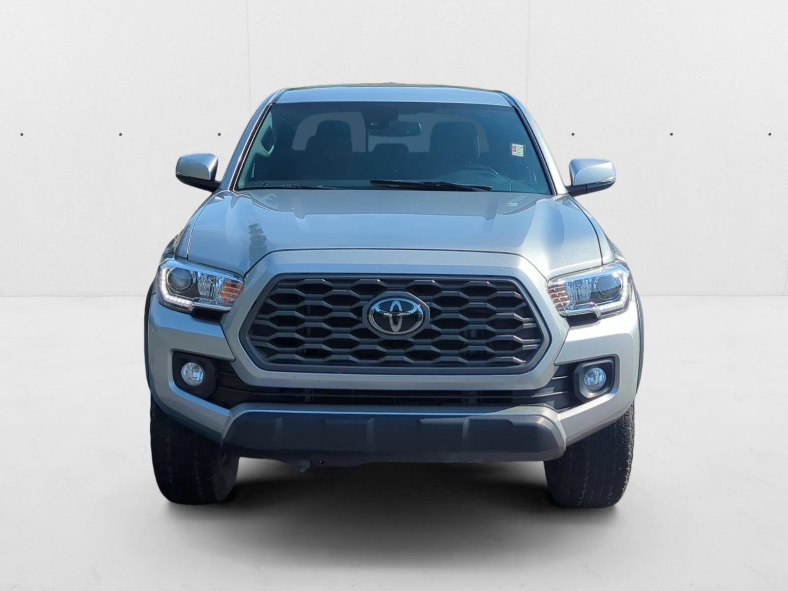 2023 Toyota Tacoma TRD V6 photo 2