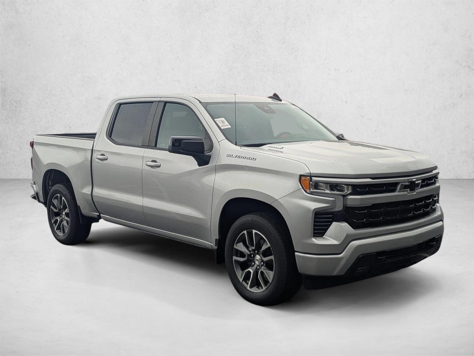 2022 Chevrolet Silverado 1500 RST photo 3