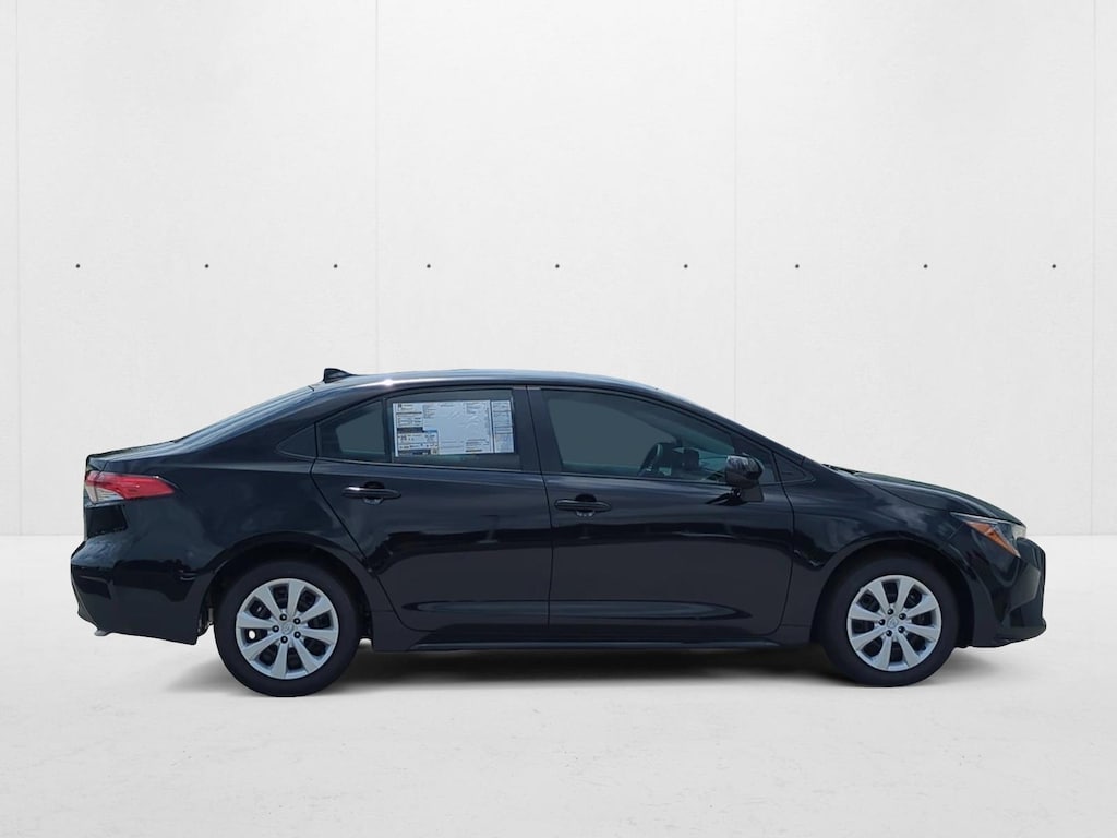 Used 2025 Toyota Corolla LE Sedan