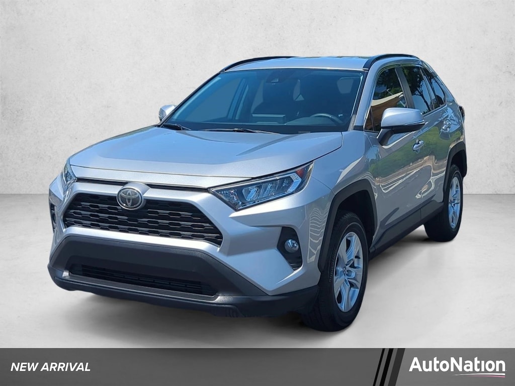 Used 2020 Toyota RAV4 XLE SUV