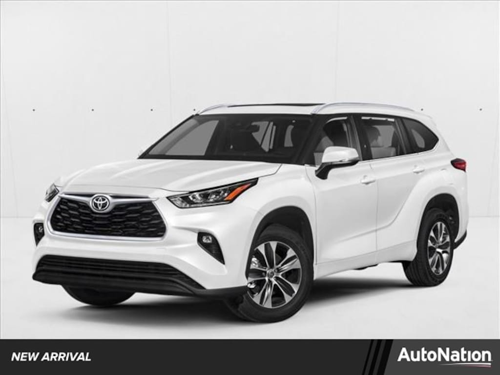 Used 2022 Toyota Highlander XLE SUV