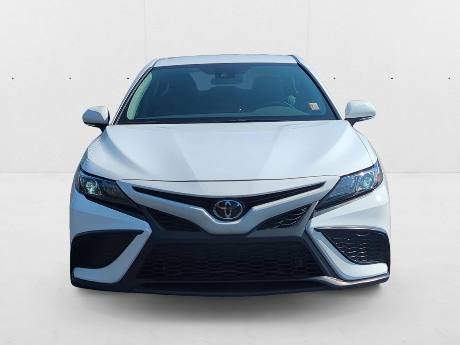 2024 Toyota Camry SE photo 2