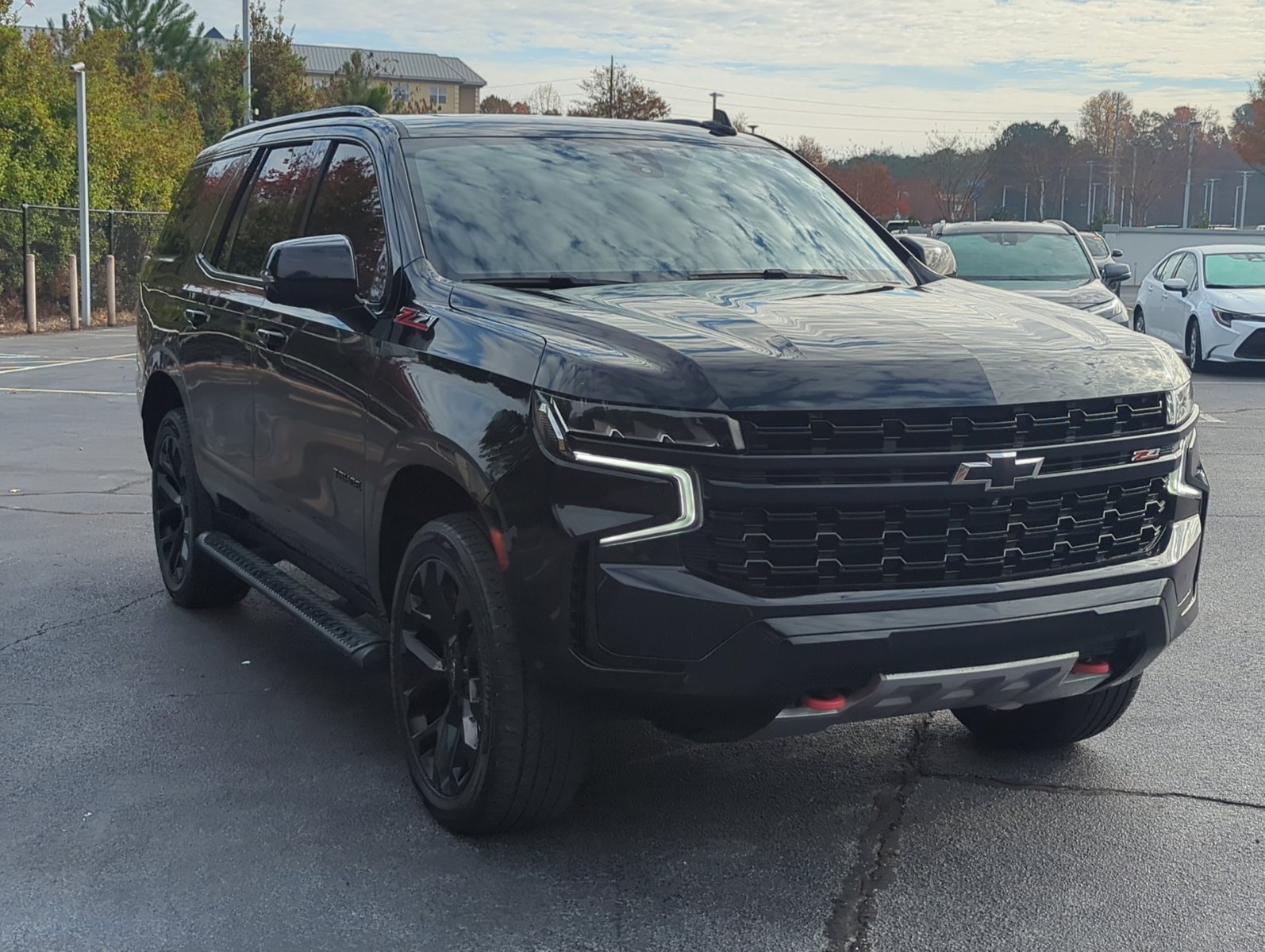 2021 Chevrolet Tahoe Z71 photo 2