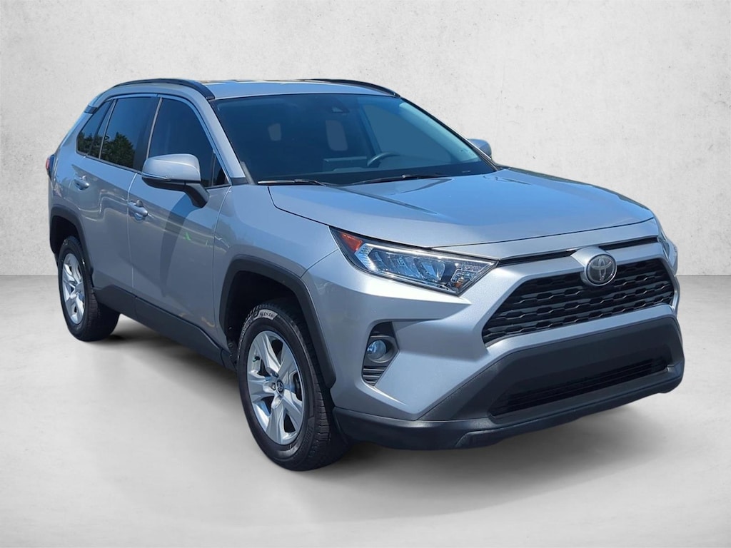 Used 2020 Toyota RAV4 XLE SUV
