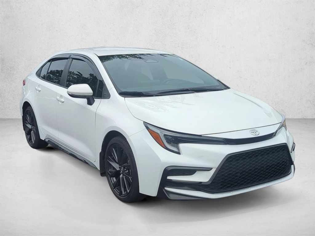 Used 2024 Toyota Corolla SE Sedan