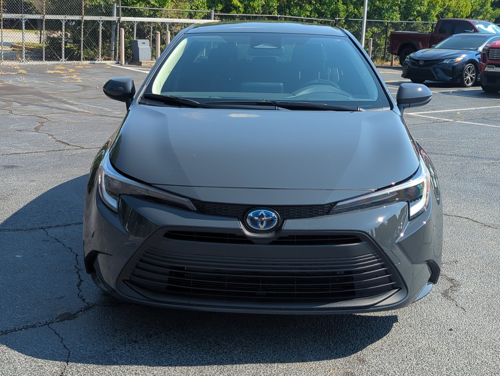 2025 Toyota Corolla Hybrid LE photo 2