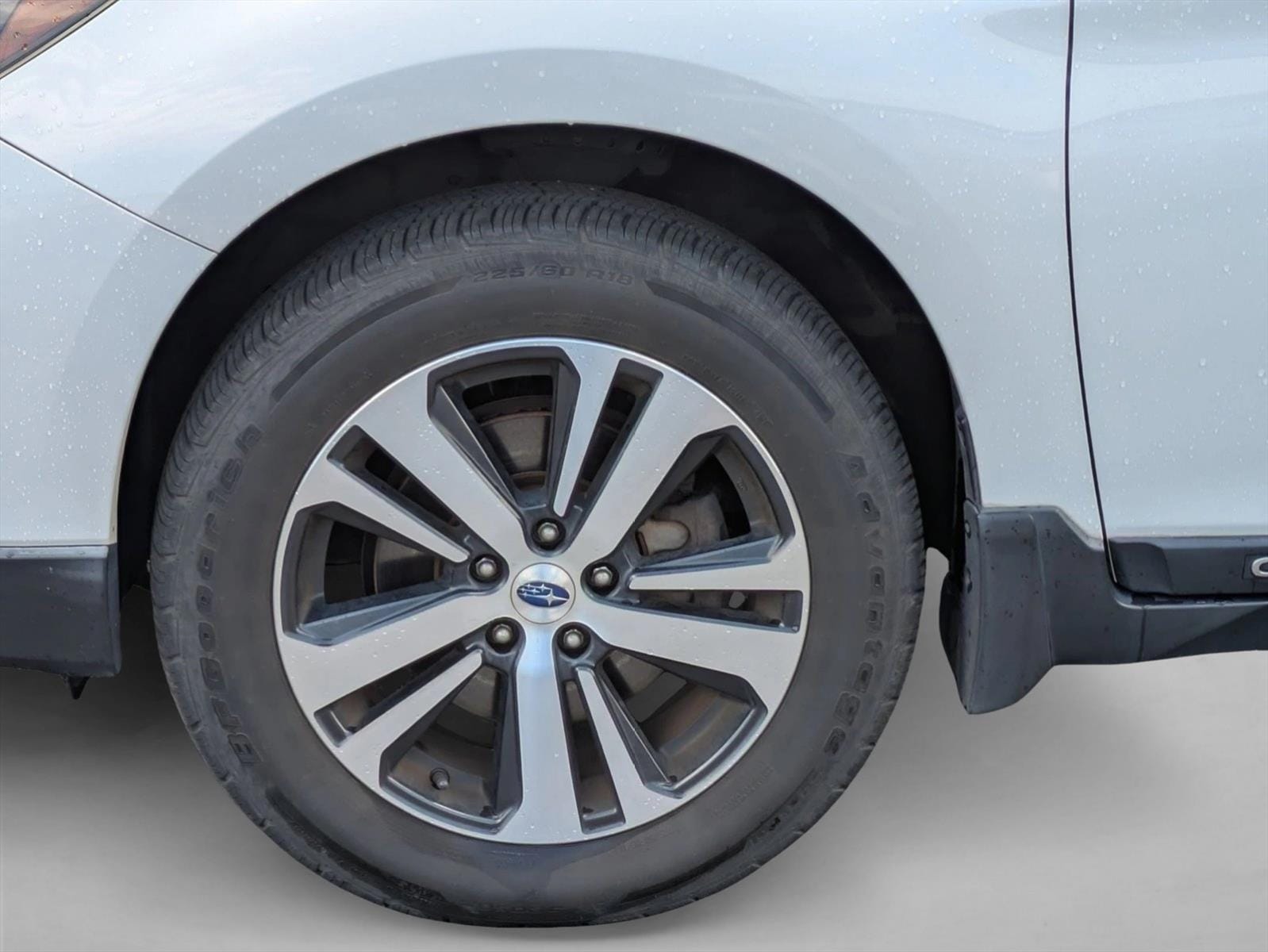 2018 Subaru Outback Limited - Photo 14