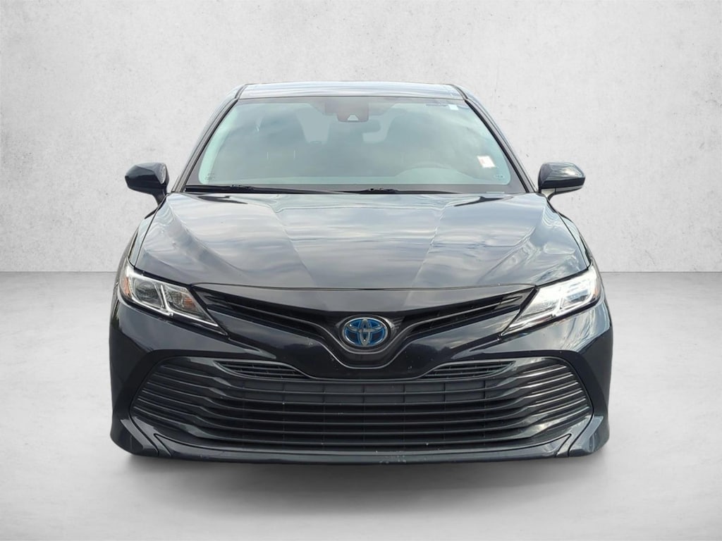 Used 2020 Toyota Camry Hybrid LE Sedan