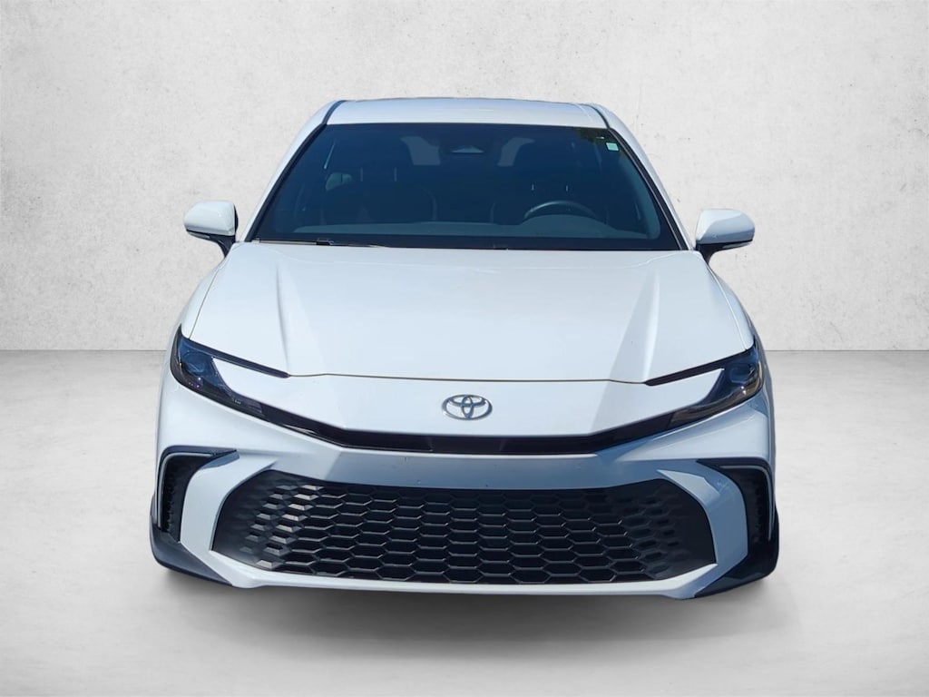Used 2025 Toyota Camry SE Sedan
