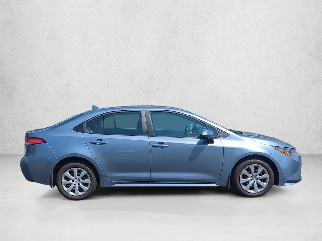 Certified 2025 Toyota Corolla LE Sedan