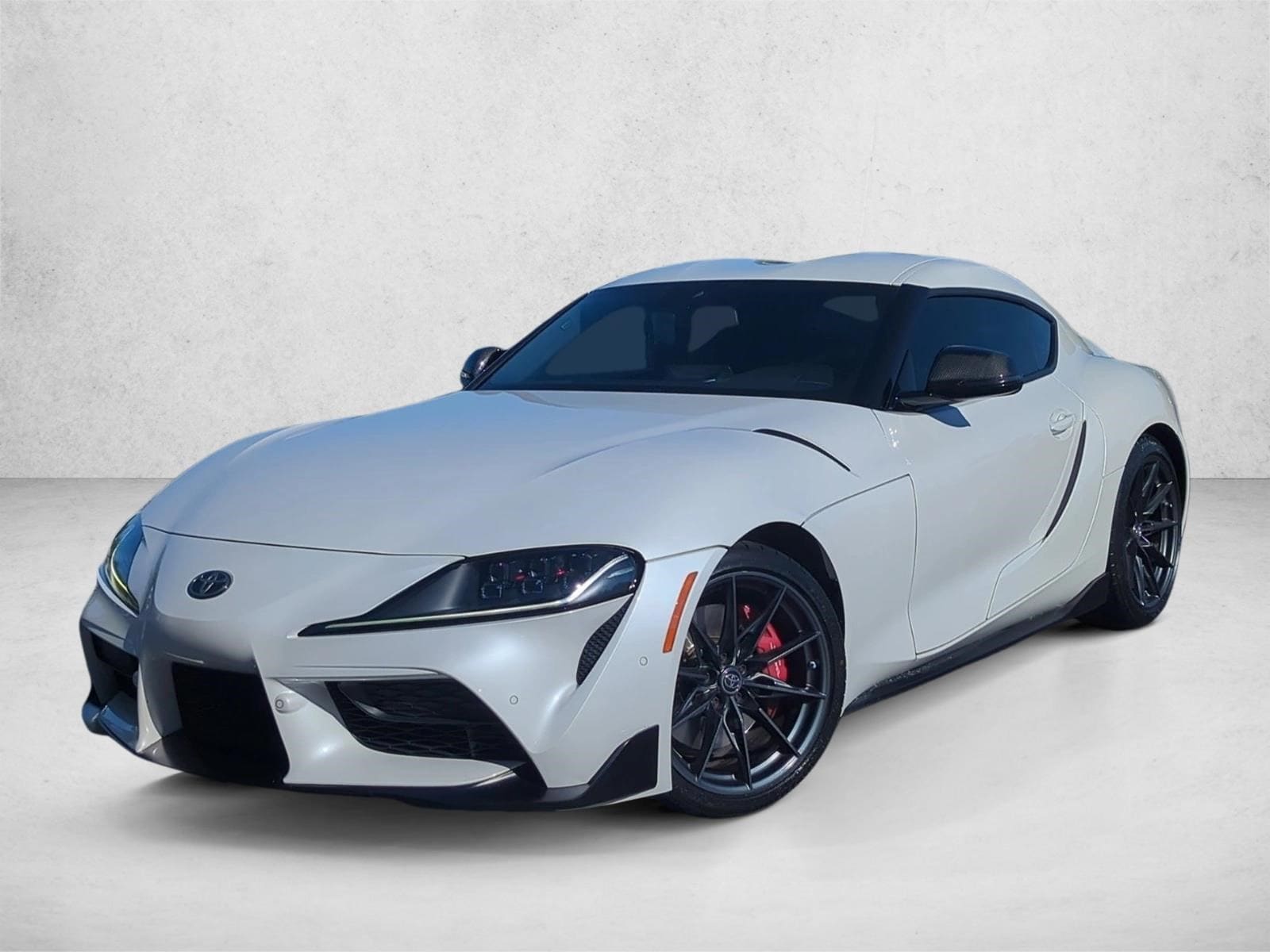2023 Toyota Supra Premium's photo