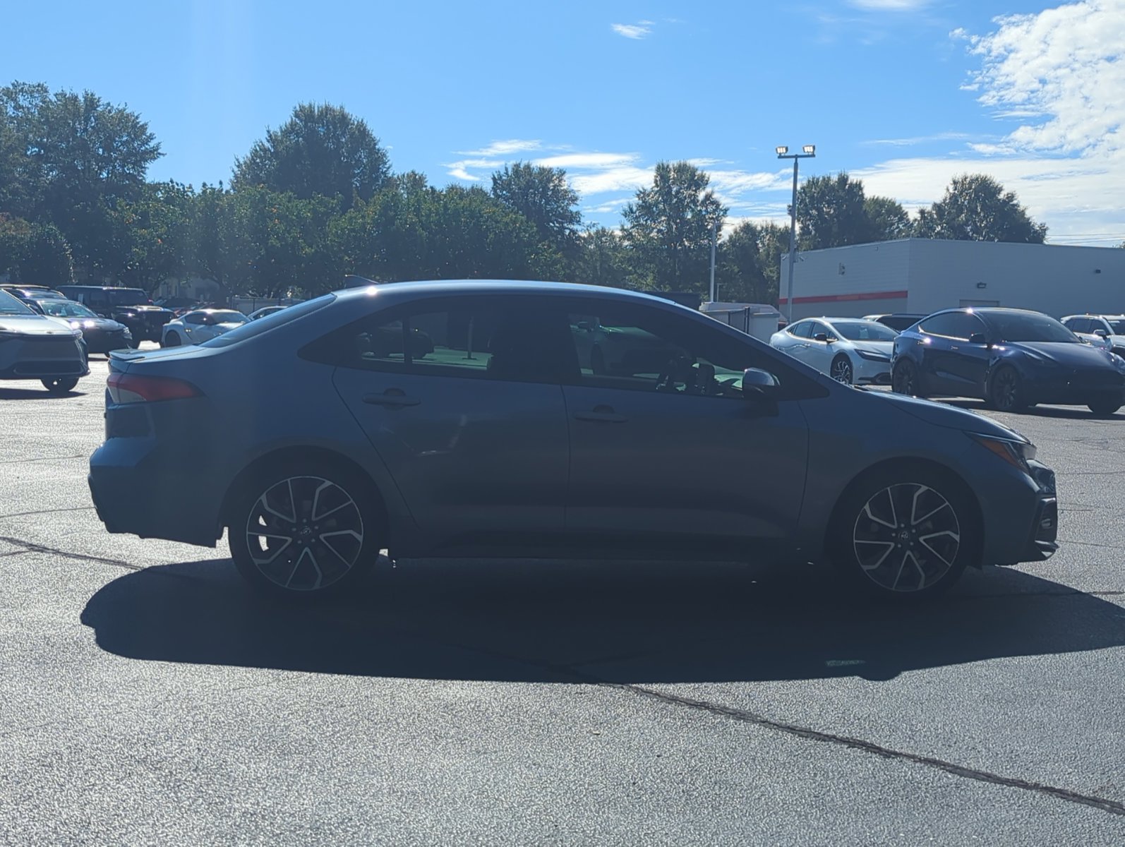 2020 Toyota Corolla SE photo 4