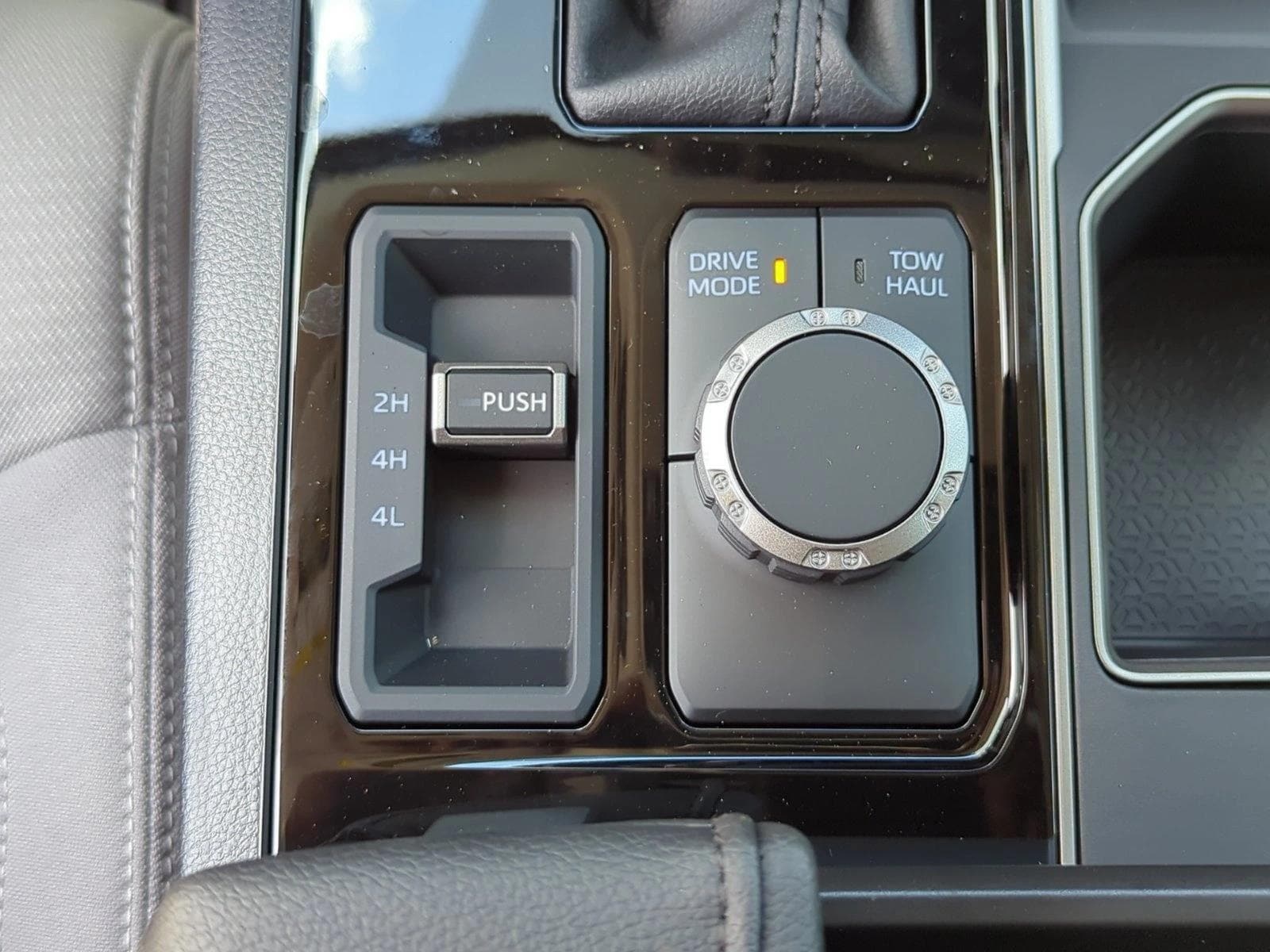 2024 Toyota Tundra SR5 - Photo 14