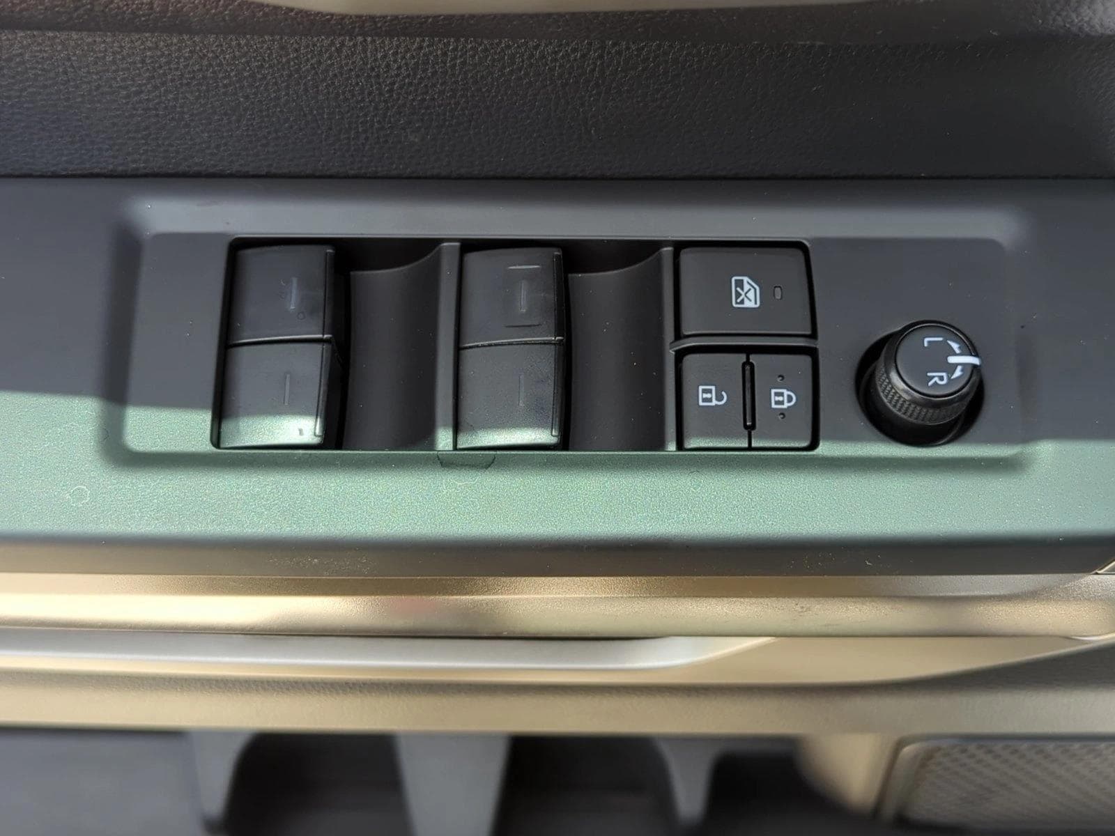 2024 Toyota Tundra SR5 - Photo 11
