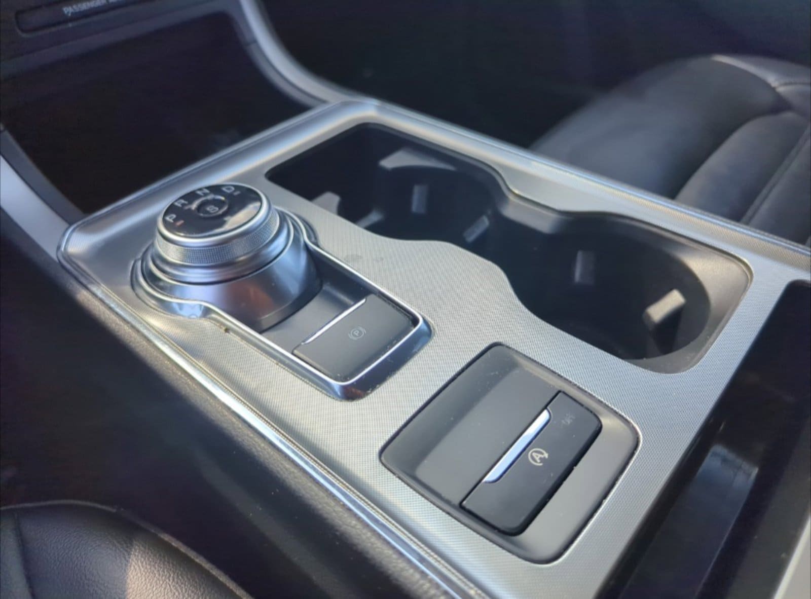 2022 Ford Edge SEL - Photo 15