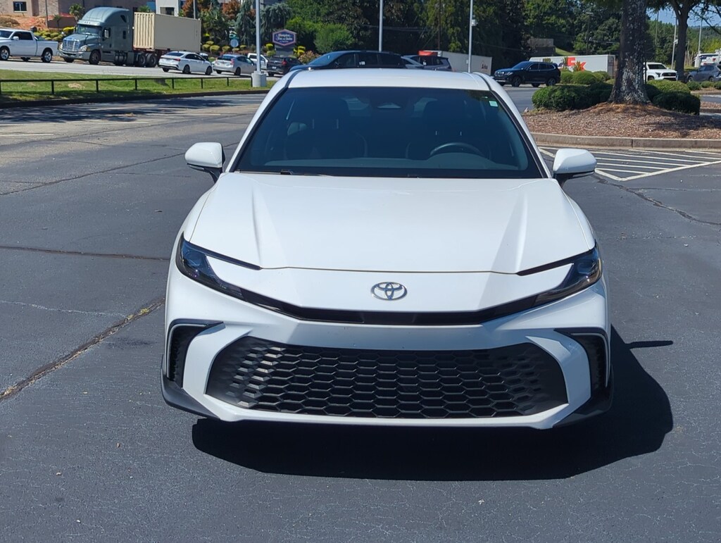 Used 2025 Toyota Camry SE Sedan