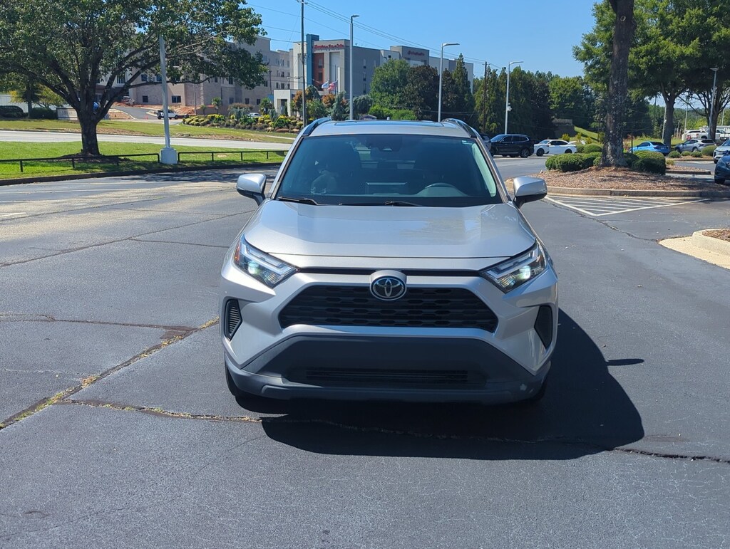 Used 2022 Toyota RAV4 XLE SUV