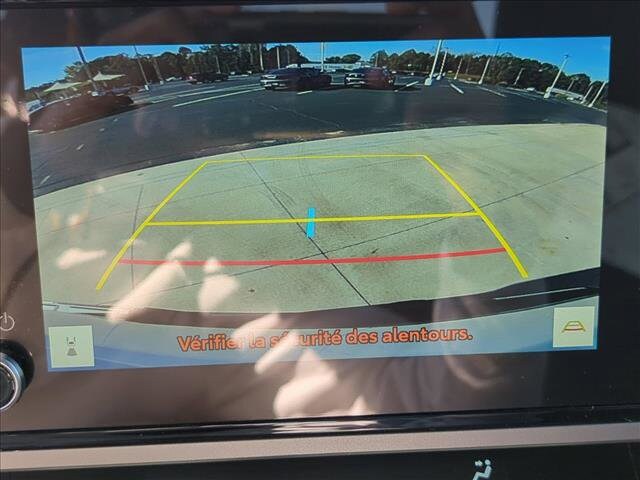 2025 Toyota Tundra SR5 - Photo 14