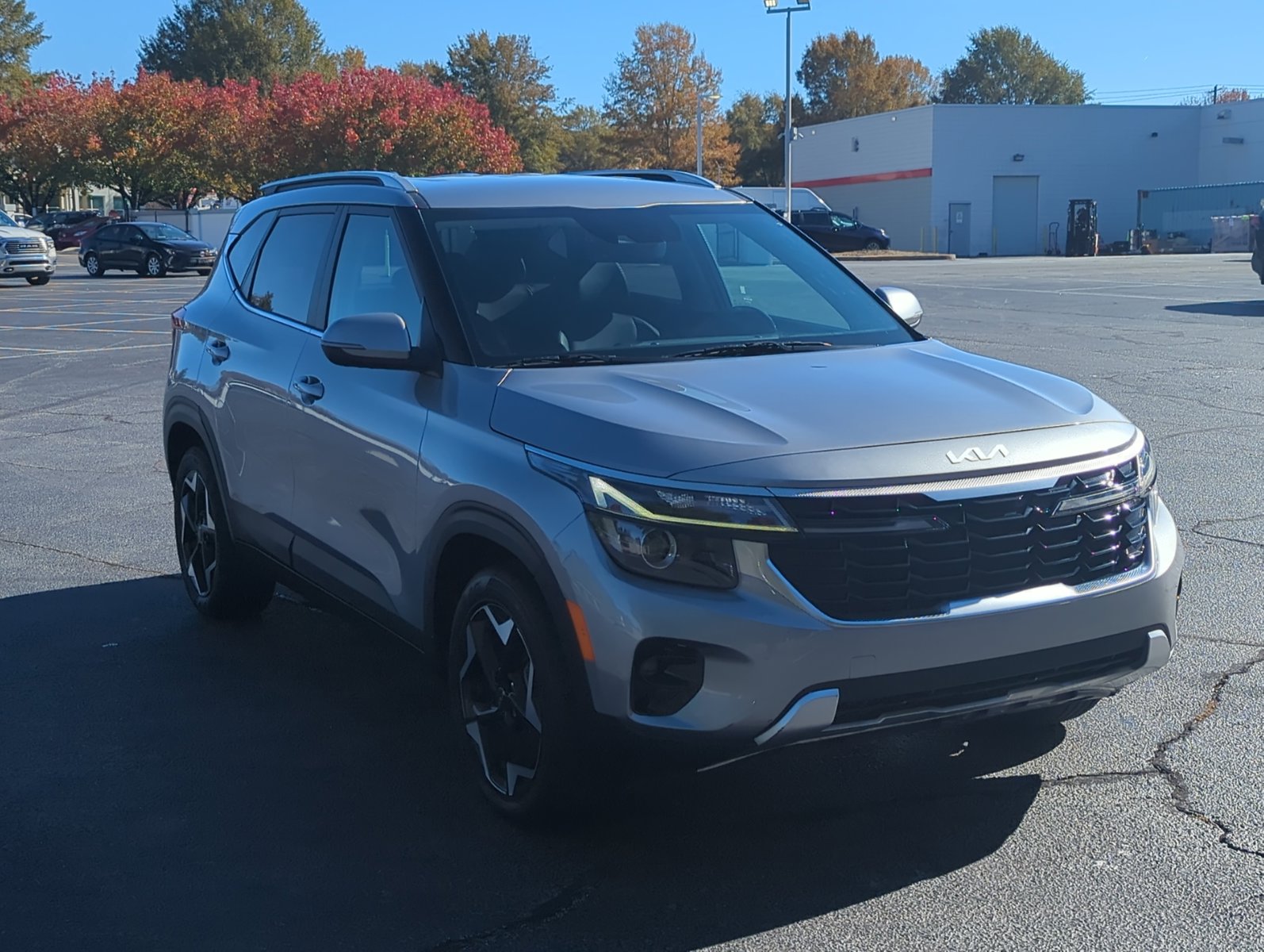 2024 Kia Seltos EX photo 3