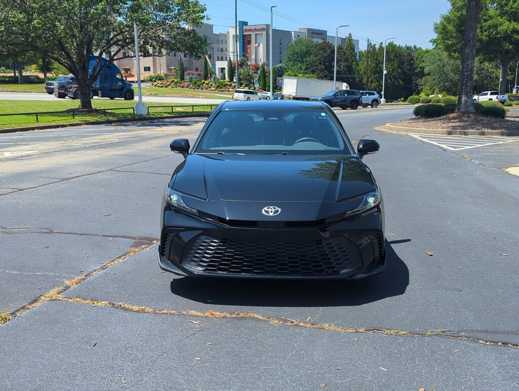 Used 2025 Toyota Camry SE Sedan