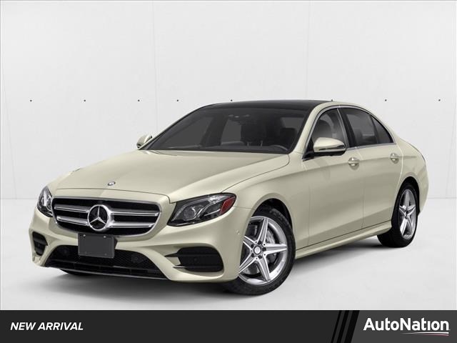 2018 Mercedes-Benz E-Class E300 4MATIC's photo