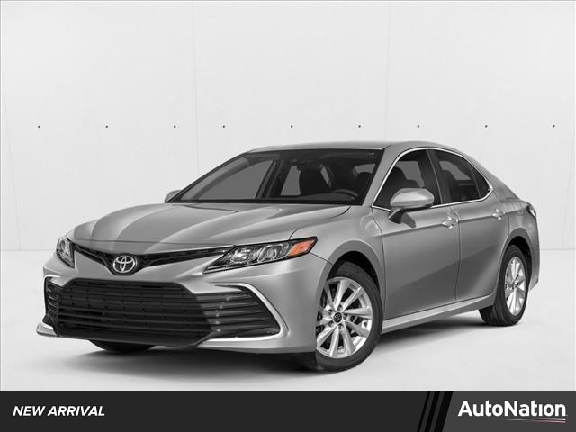 2023 Toyota Camry LE's photo