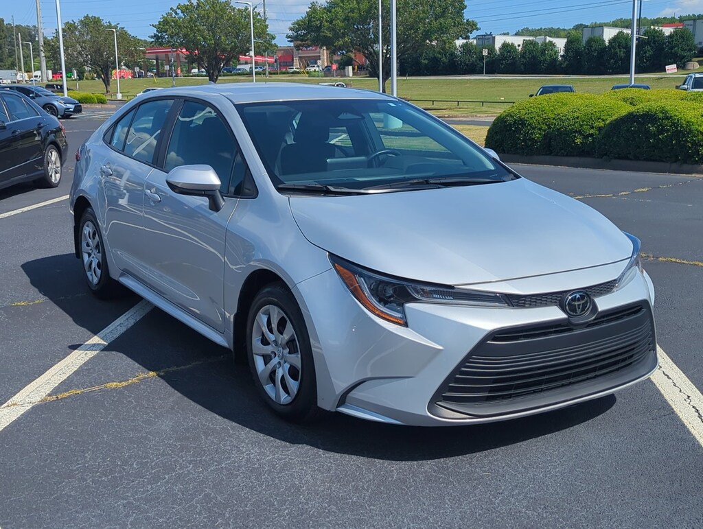 Used 2025 Toyota Corolla LE Sedan